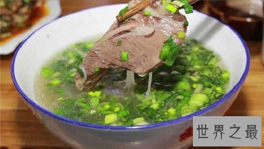 西安十大美食排名，羊肉泡馍油泼面吃一口就馋一辈子