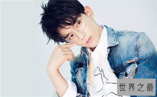 中国十大帅哥排行榜，看来看看你男神有没有上榜！