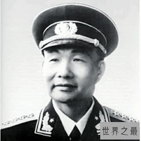 开国十大将军，每一位伟大的将军都需要我们铭记。