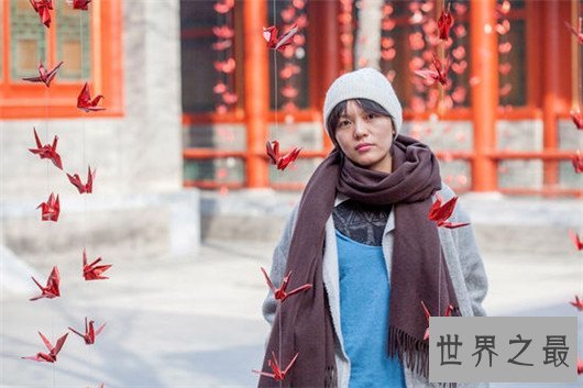 中国十大最美作家,不但才华横溢还长得好看