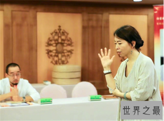 中国十大最美作家,不但才华横溢还长得好看