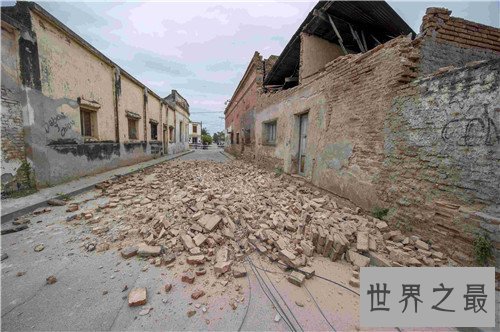 中国十大地震，地震面前生命是多么脆弱