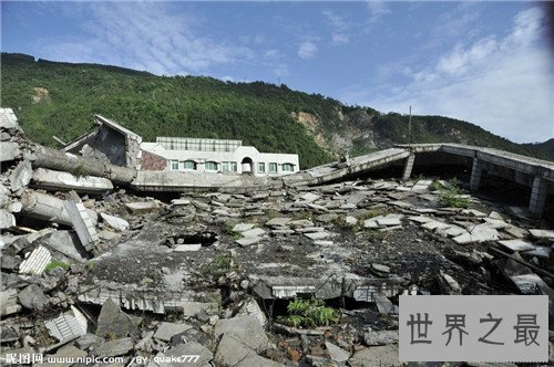 中国十大地震，地震面前生命是多么脆弱
