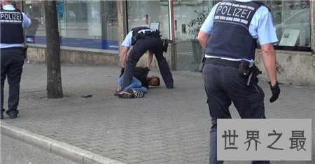 全国十大暴力城市排名，殴打行乞老人，纵容黑帮份子