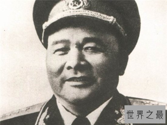十大大将排名,粟裕排第一徐海东排第十!