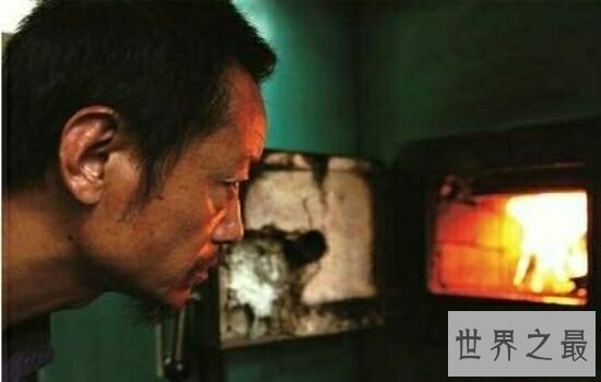 豆瓣评分9.0以上恐怖片，比较好看的恐怖片有哪些。