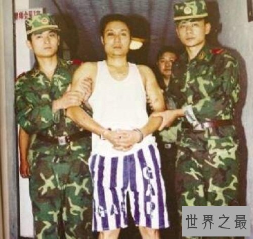 十大悍匪排行榜,当年杀人不眨眼的杀人狂