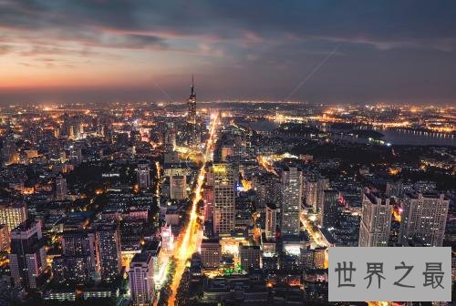 中国最美夜景十大城市,国际化大都市不及这些美