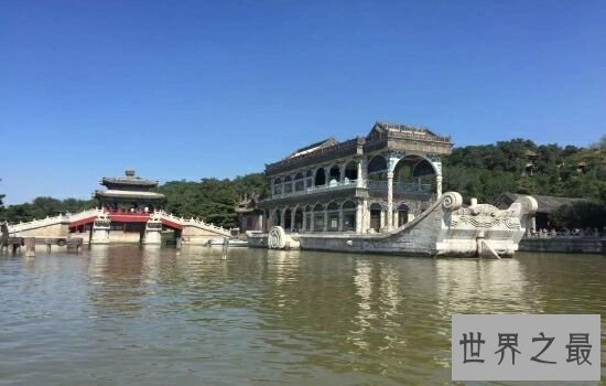 中国十大人文景观文明圣地排行榜,颐和园位于榜单榜首。