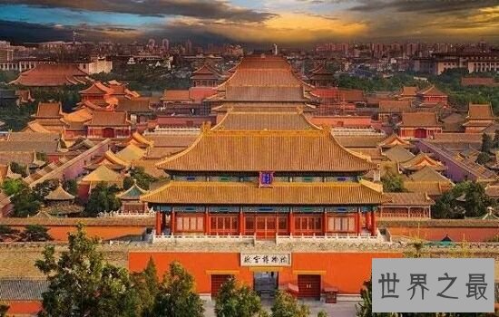 中国十大人文景观文明圣地排行榜,颐和园位于榜单榜首。