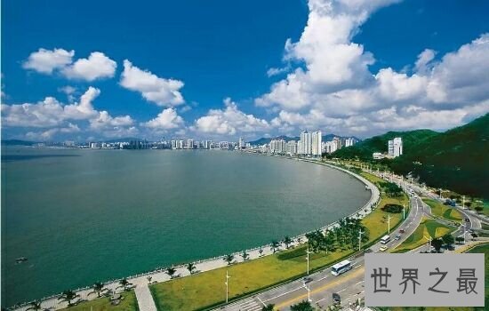 十座能和心灵对话的中国小城，静下心听听自己的内心。