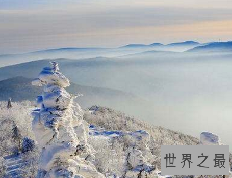 国内十大最佳滑雪胜地盘点，竟有不会发生危险的雪道？