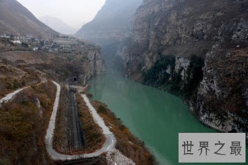 中国十大最美峡谷，这些震撼人心的峡谷你去过几个？