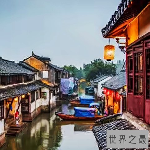 中国十大特色古镇排行榜,如园林一般的古镇值得去看看。