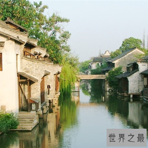 中国十大最美古村镇排行榜,小桥流水人家美丽风景如画