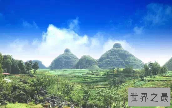 中国十大令人脸红的景观,贵州双乳峰酷似女性胸部