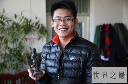 LOL十大知名主播身价排行，小智第一身价上亿