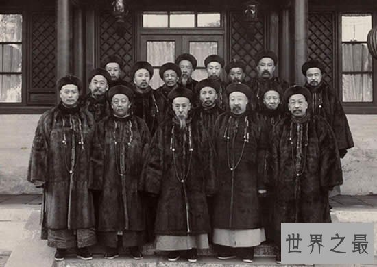 清朝八大铁帽子王悲催结局,风流豫亲王染天花而死