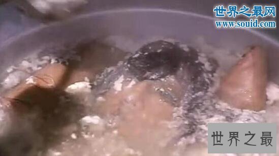 香港十大奇案，未成年杀人死者颚碎眼球跌出