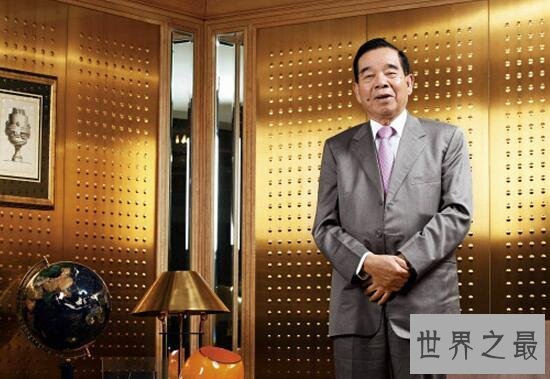 香港十大富豪排名，李嘉诚连续17年居榜首