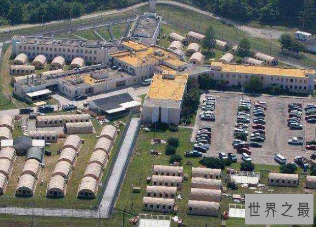 世界上最森严的监狱,里面的犯人根本就不敢逃出去