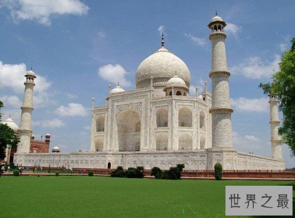 最具爱情意义的完美建筑,玛瑙镶嵌肩丽夺目