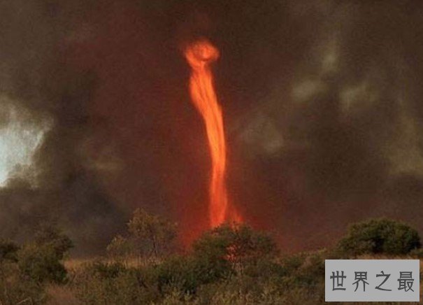世界最强燃烧龙卷风,核心温度高达1090℃