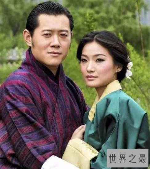 世界上最帅气的国王和最美的王后,天造地设的一对