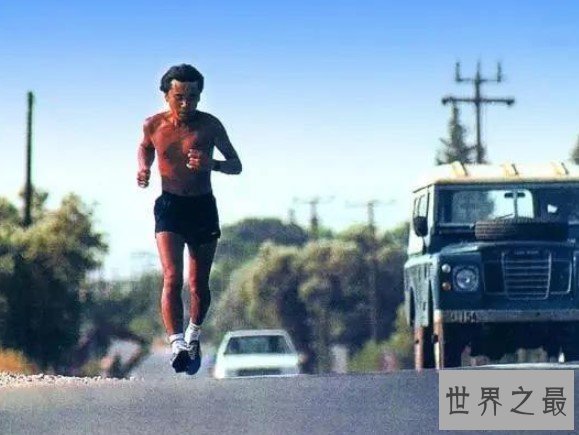 世界上最爱跑步的作家,村上春树每天跑步10公里