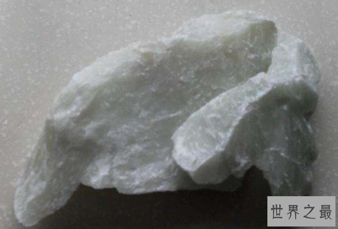 世界上现存的最软石头,软到可以捏出各种各样的形状