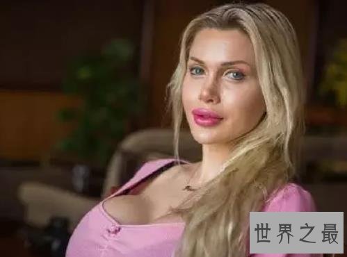 世界最夸张的整容美女，皮埃·福克斯花七十七万美元整容！