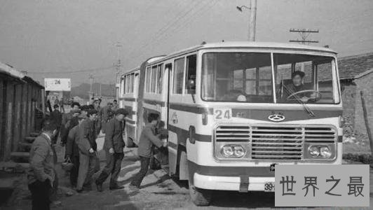 世界上最早的公交车，已经诞生一百多年