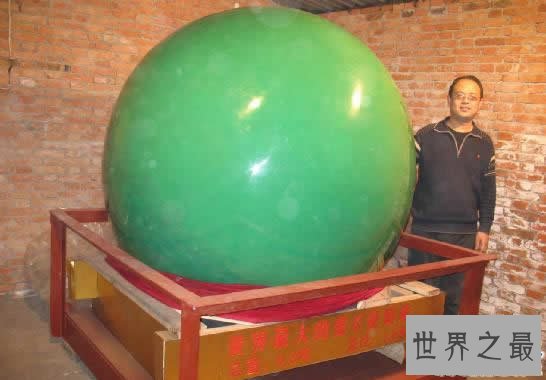 世界上最大的夜明珠,直径1.6米/重6吨(价值22亿)