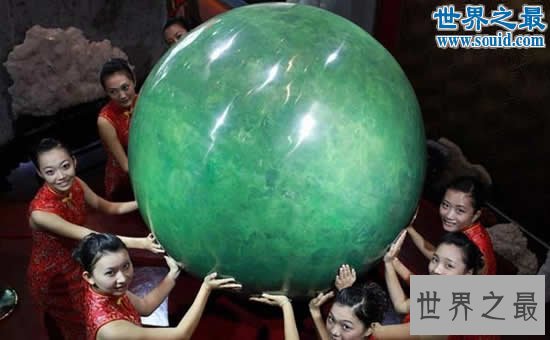 世界上最大的夜明珠,直径1.6米/重6吨(价值22亿)