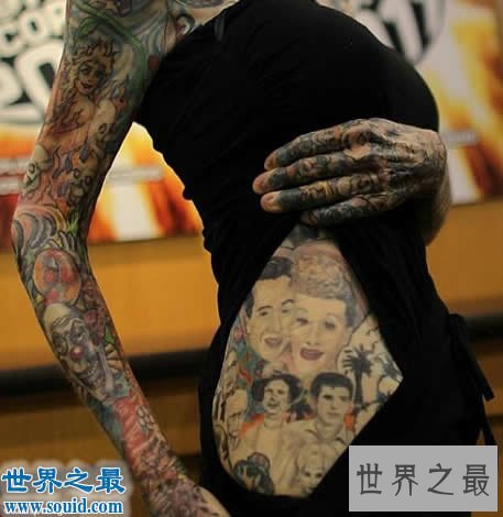 世界上纹身最多的女人，95%的皮肤被纹身覆盖