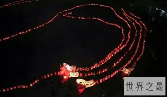 世界上最长的板桥龙灯，长达1543米(元宵龙灯)