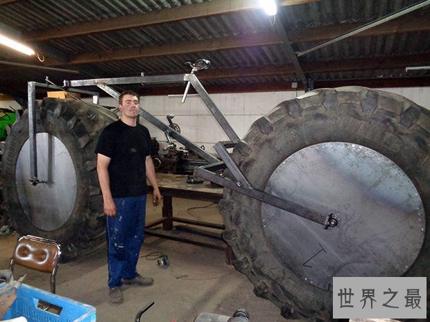 世界上最重的自行车，重达860公斤(长5.04米)