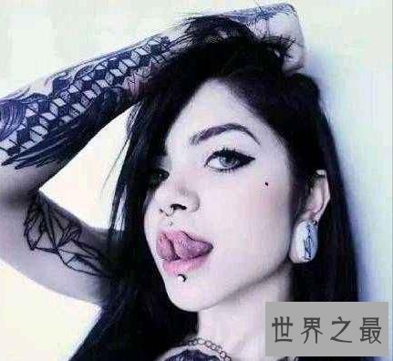 世界上最奇葩的手术,为什么会有人做分舌手术?