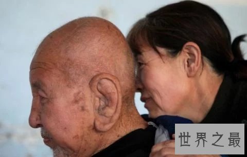 世界上最大的耳朵,长约11厘米,网友:弥勒佛转世?