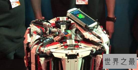 魔方世界纪录,仅4.22秒还原魔方!