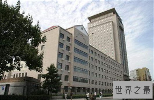 北京戏曲艺术职业学院怎么样,占地44亩师生只有700人