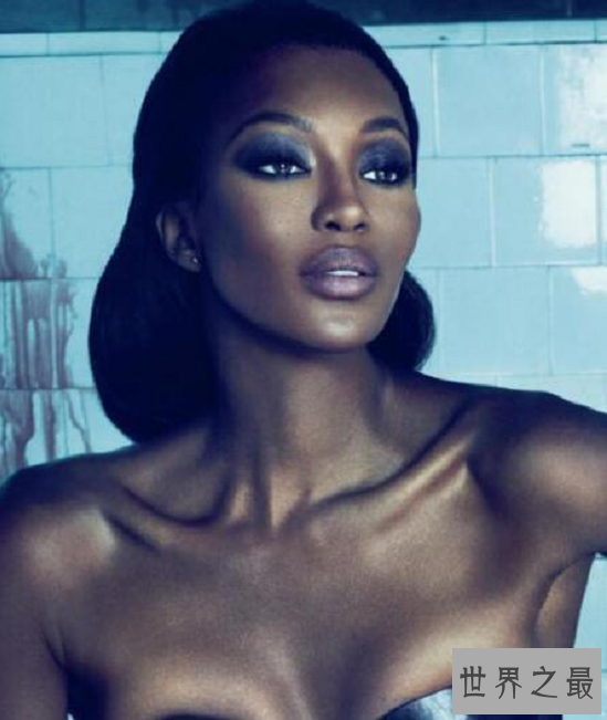 世界上最美的黑人美女，性感蕾哈娜仅排第7