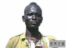 世界上最黑的人丁卡人，以牛为生越黑血统越好