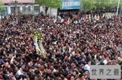 数万民众为她请命，政府终还原任长霞死亡真相