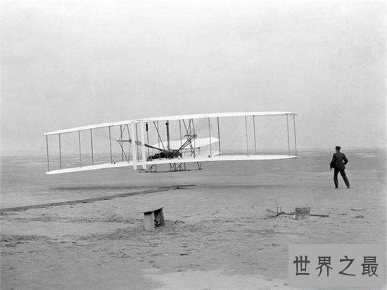 飞行者一号仅仅只飞了十二秒 却带领人们征上蓝天