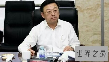 最年轻的市长的名字叫什么 有经验吗