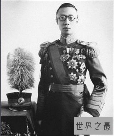 中国最后一个皇帝是谁 溥仪少年经历导致性功能障碍