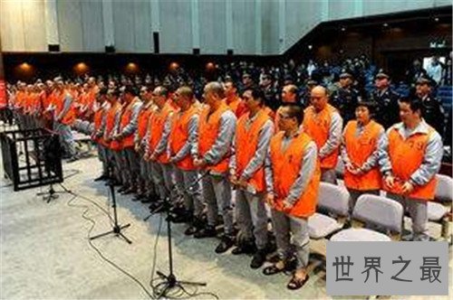 新义安五虎十杰成为最有名气黑社会 向华强曾是五虎十杰
