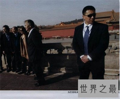 中国第一保镖李旭太酷了 肌肉看着满满的安全感