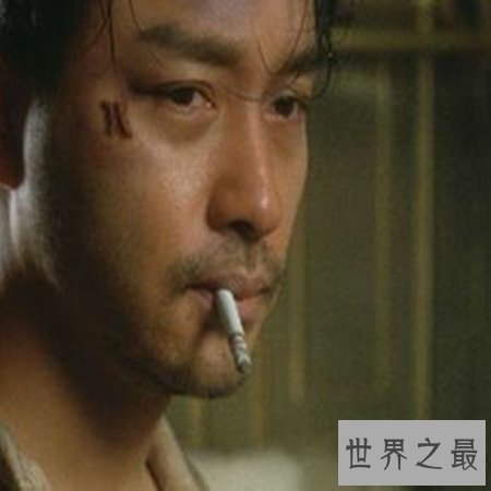  经典的明星抽烟图片，你看过几张？为什么会抽烟呢？